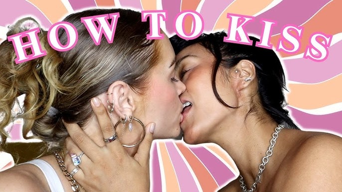 How to understand the intimacy of women kissing women?